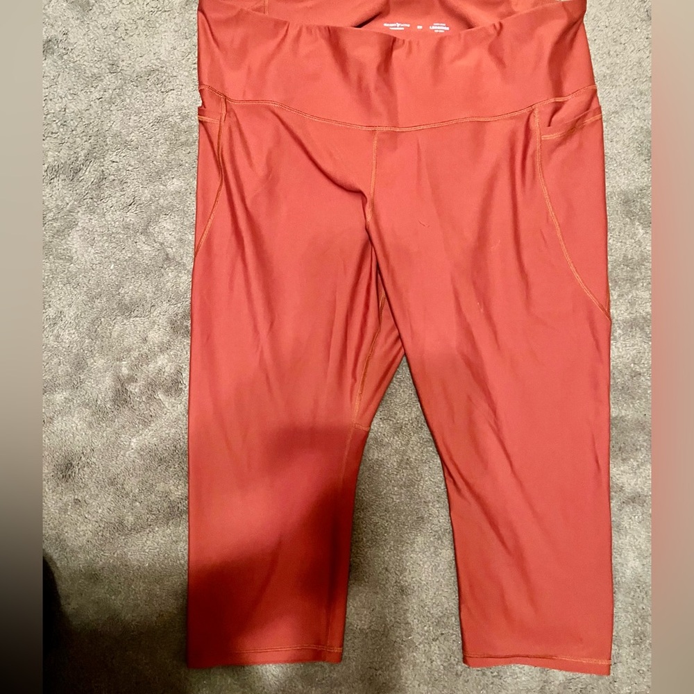 Old Navy Active Cropped leggings